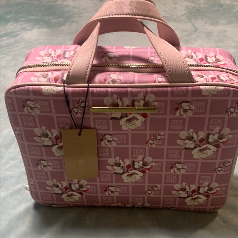 Steve Madden Blush Floral Toiletry Make-Up Bag Cosmetic Case